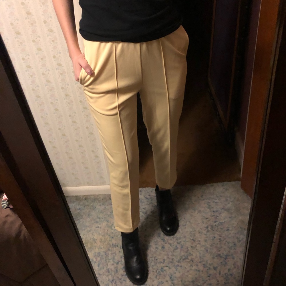 Yellow Audrey Hepburn Crop Ankle 1950's Pants